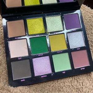 Alien cosmetics Not Normal (unearthly)